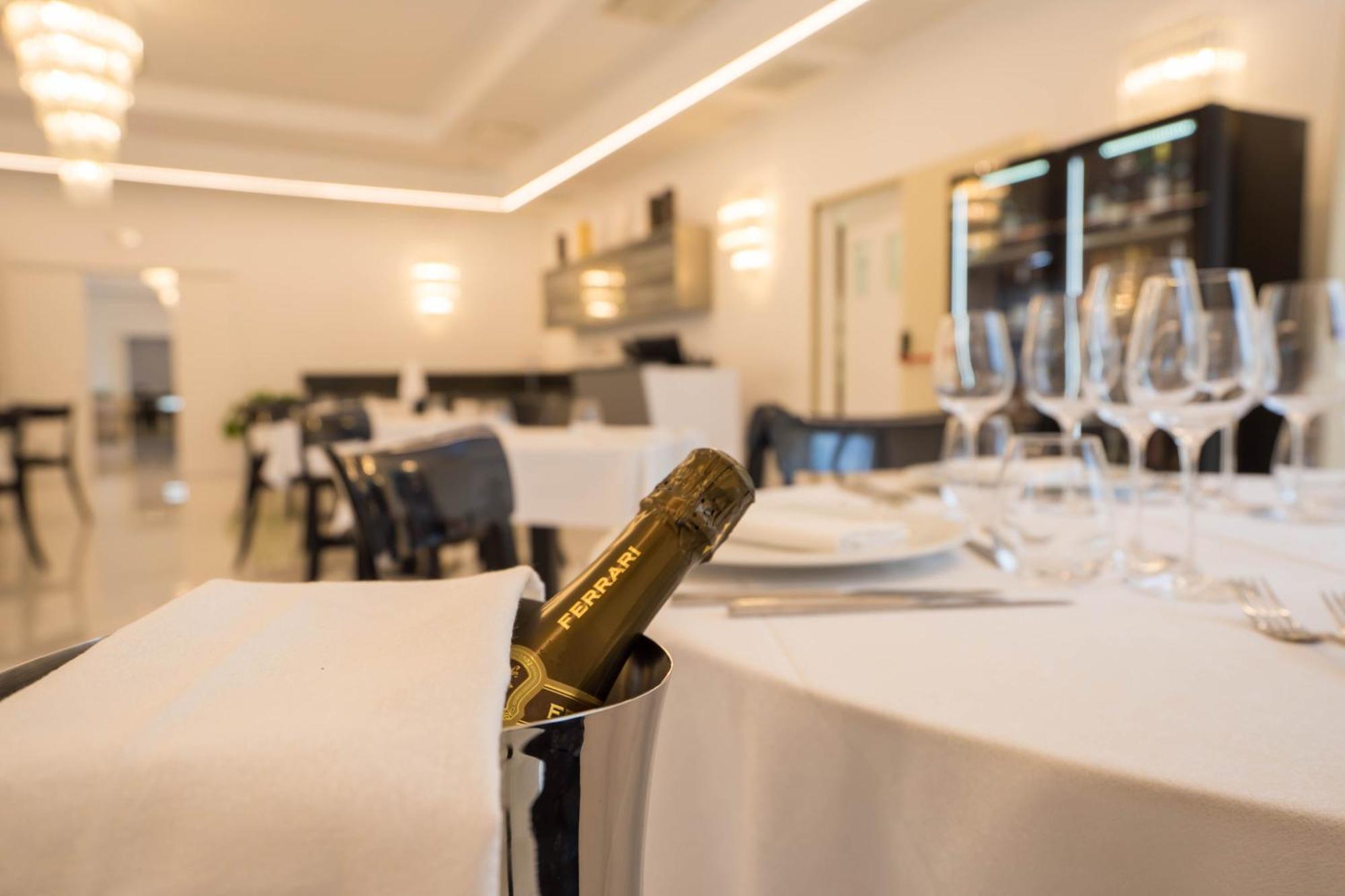 Pm Hotel Catanzaro Kültér fotó