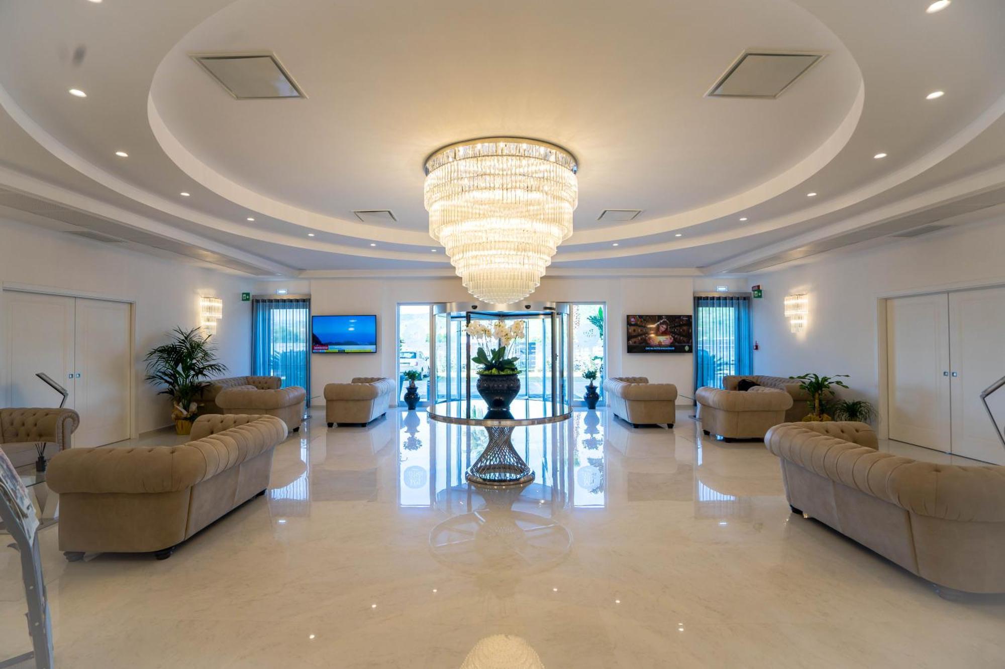 Pm Hotel Catanzaro Kültér fotó